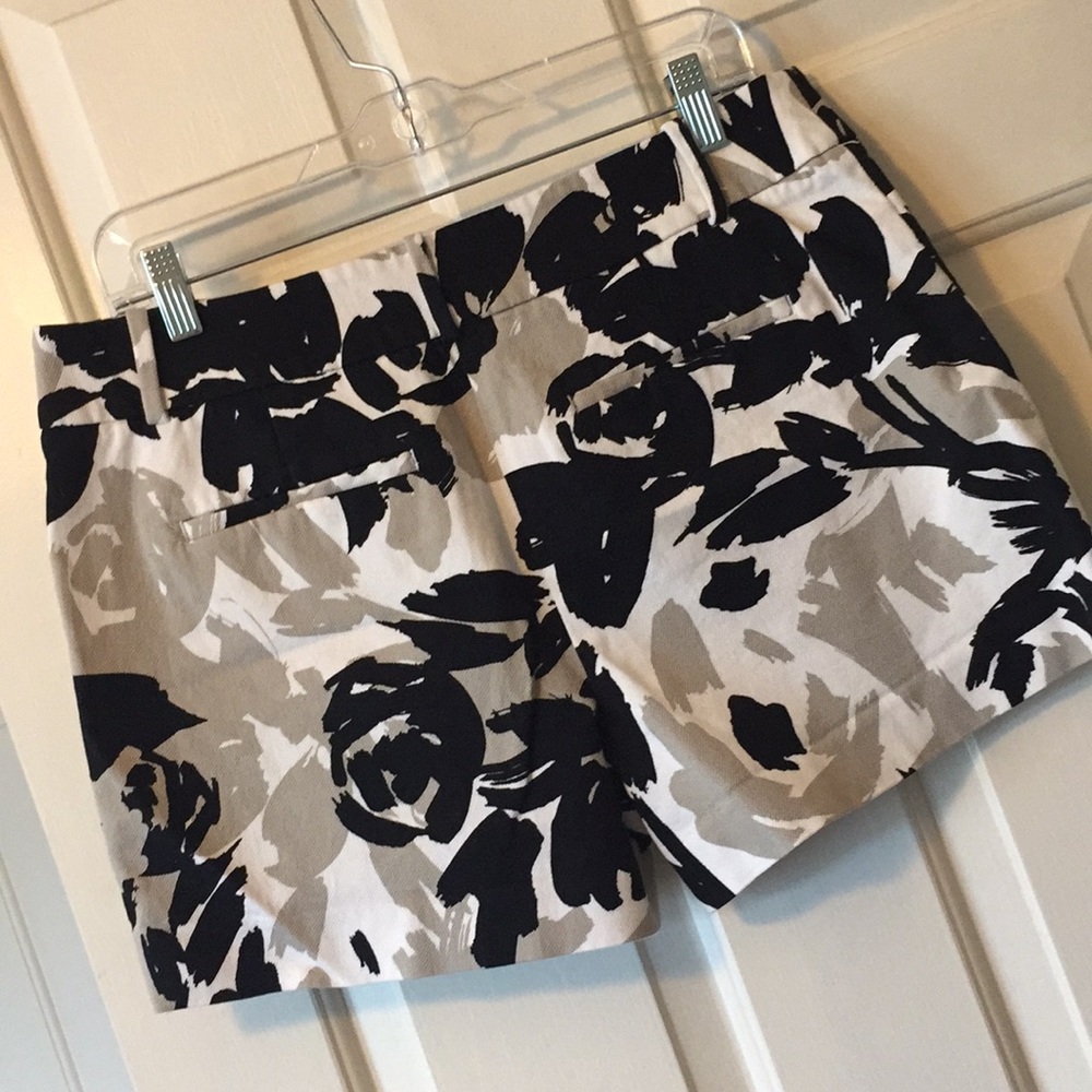 Loft shorts - Picture 2 of 4